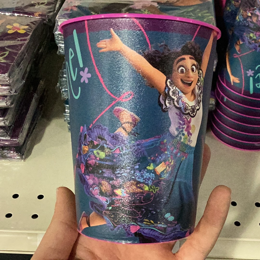Encanto Plastic Cup (16oz)
