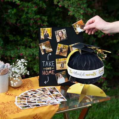 Grad Globe Centerpiece 1pc