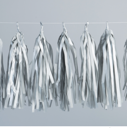 Guirnaldas de Borlas Plateadas