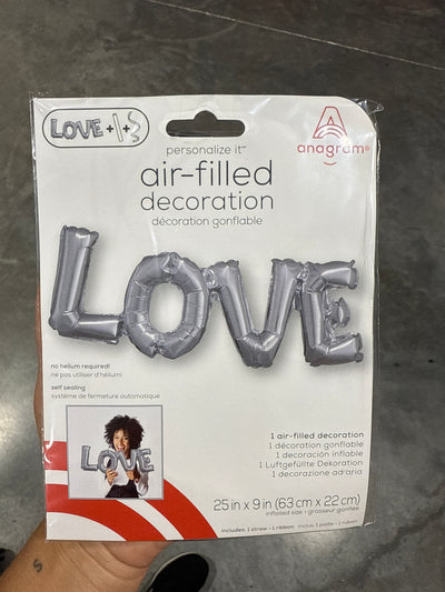 LOVE SILVER BALLOON