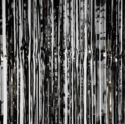 Metallic Foil Fringe Curtain 96”x46” - Todos los Colores