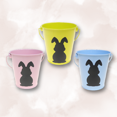 Cubo metal con conejito de Pascua (x3u)