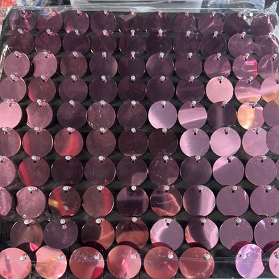 DECORACIÓN DE PARED CON LENTEJUELAS - ROSA